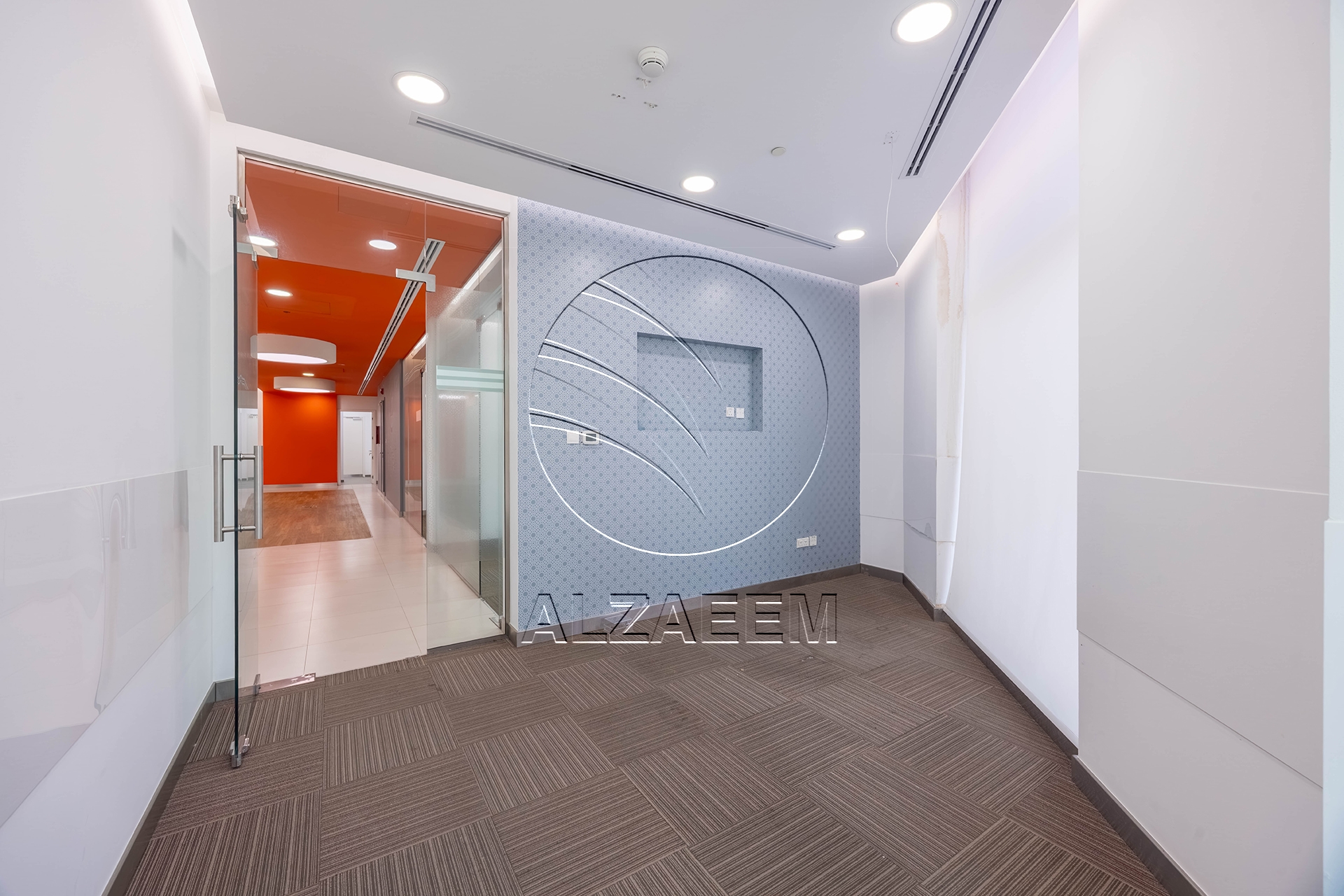 √ Fitted – Spacious Showroom| Ideal Business Location √