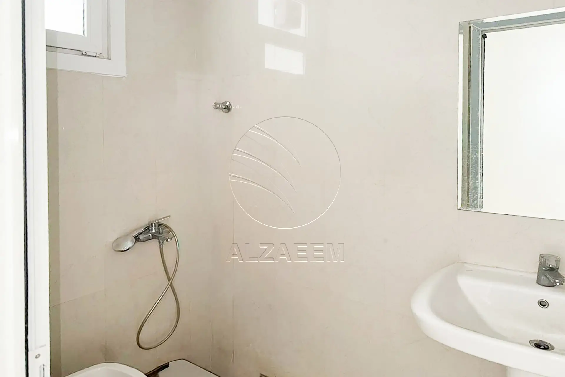 √Classic Stand Alone Villa | Near Al Ghadeer Park√