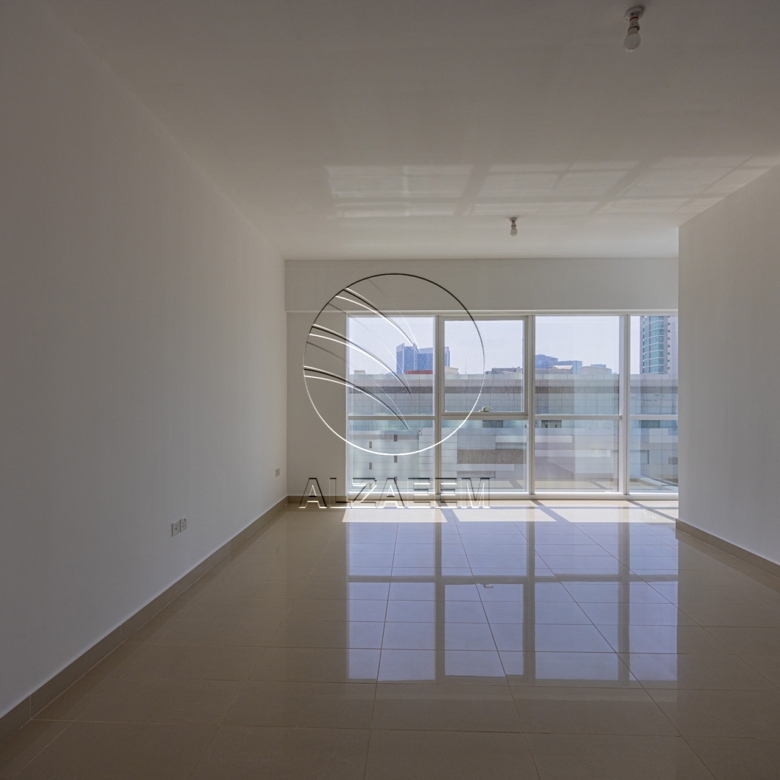 VACANT and Spacious Unit with Marina Views