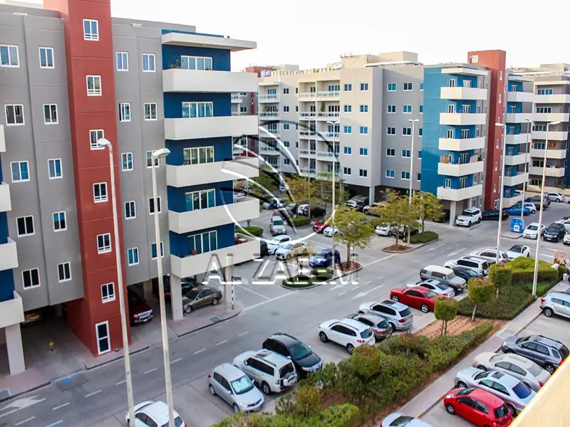 Nice Layout! Spacious 1BR+Storage | Community View