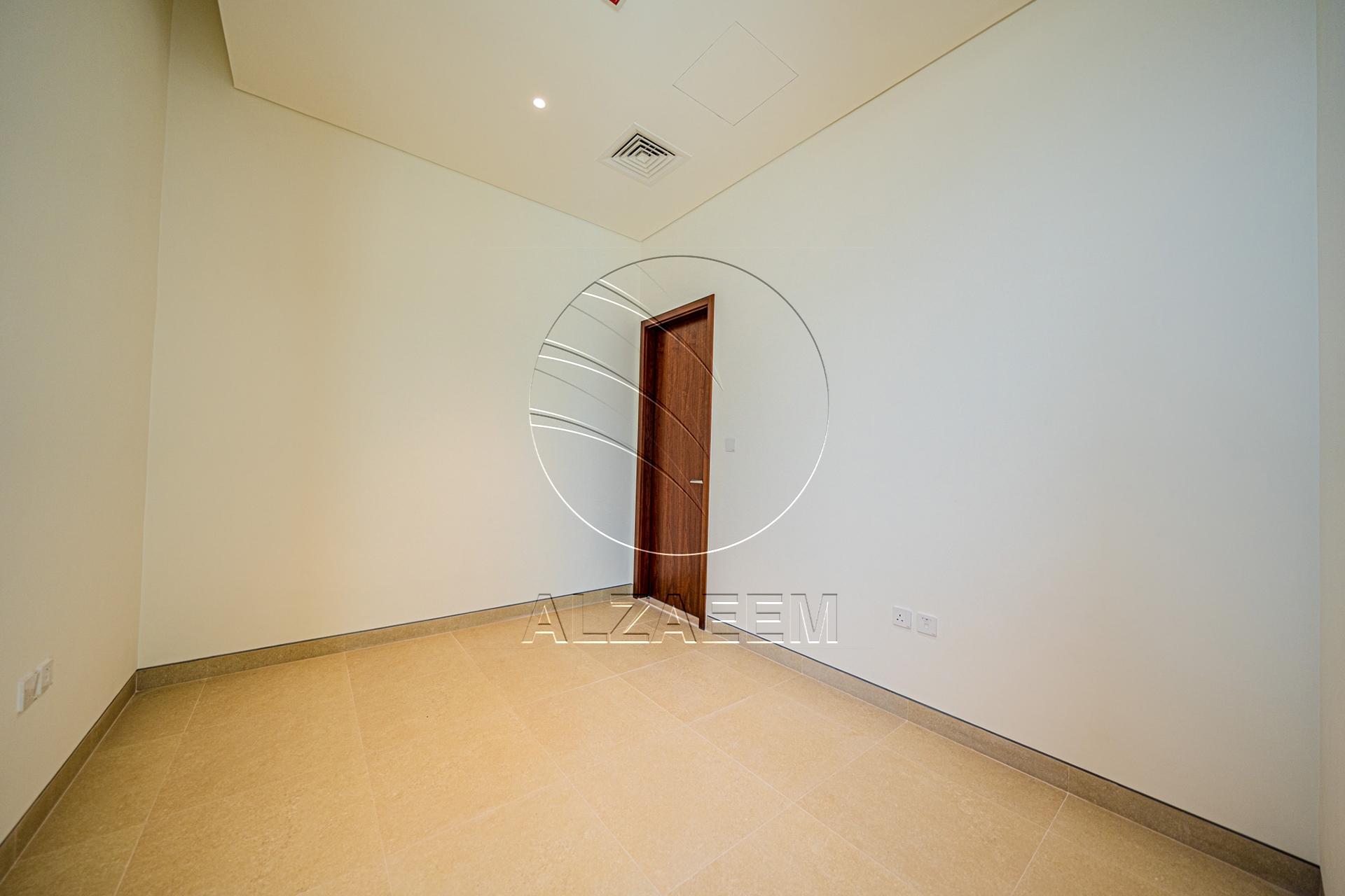 √Corner | Single Row | Big Plot Size | 5BR SELECT√
