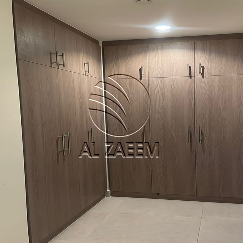 Fully furnished – Mid floor -2 payments