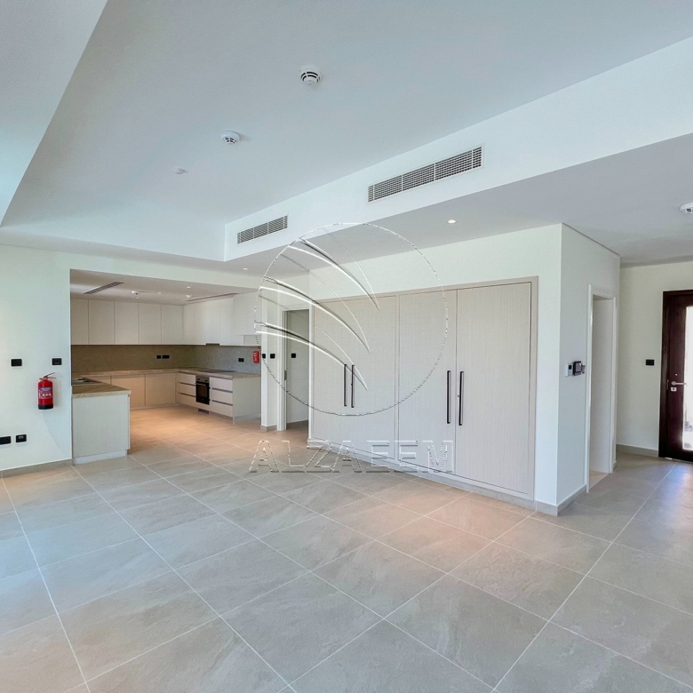 √UPCOMING! End Unit | Big Plot | Prime Location√