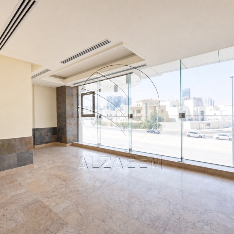 √ VACANT SHOW ROOM | 3 Floors | Up to 4 Payments √
