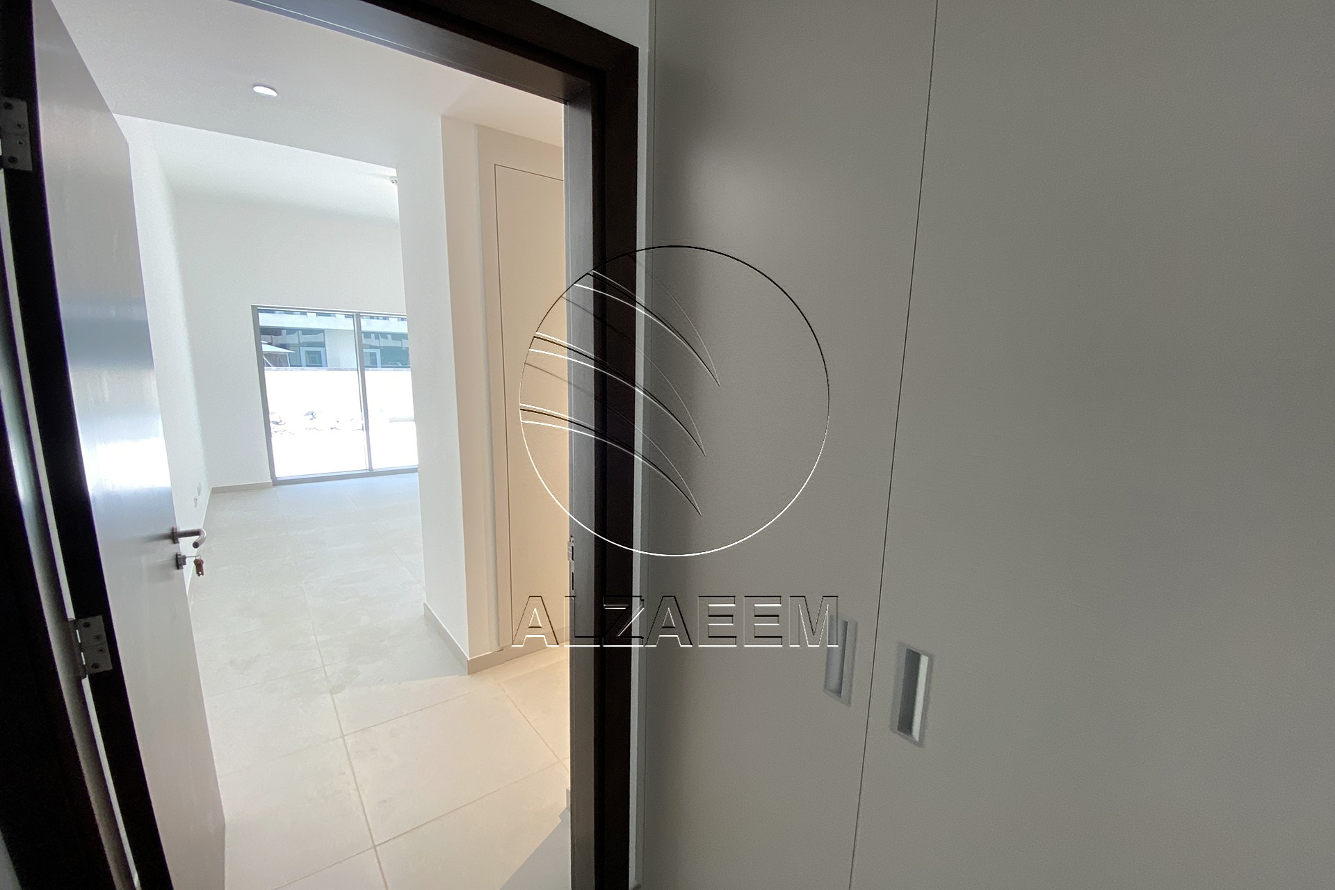 Luxury Living | 2 payment – 3+Maid | Vacant