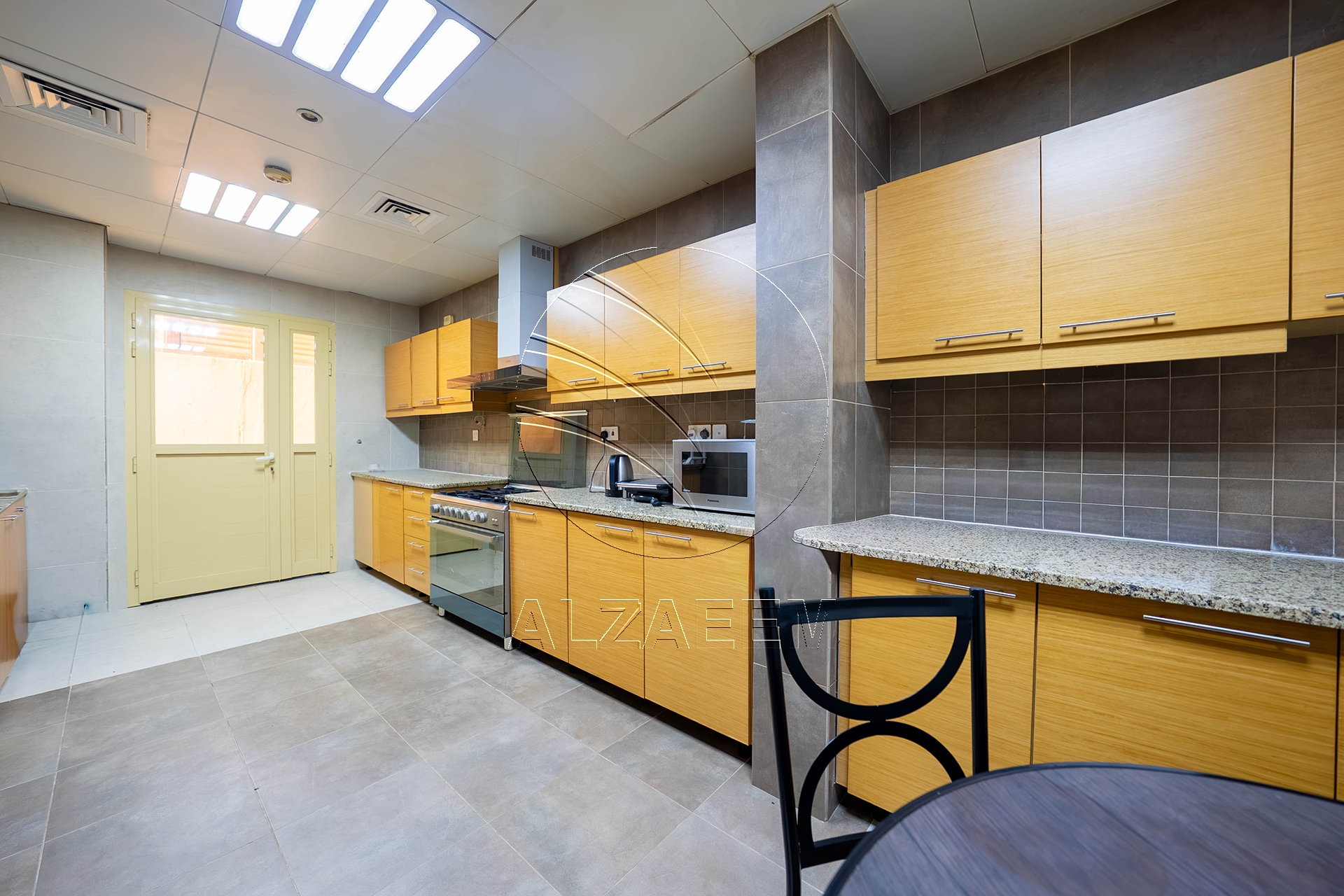 Single Row | Upgraded 5BR Villa | Pool and Garden