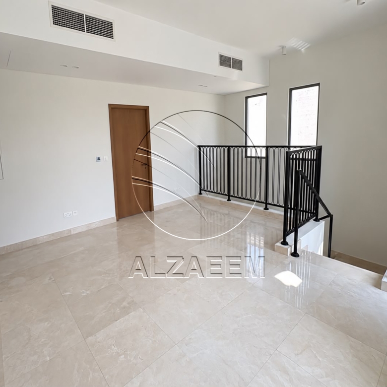 √ Brand New End Villa in TOLEDO | PRIME Location √