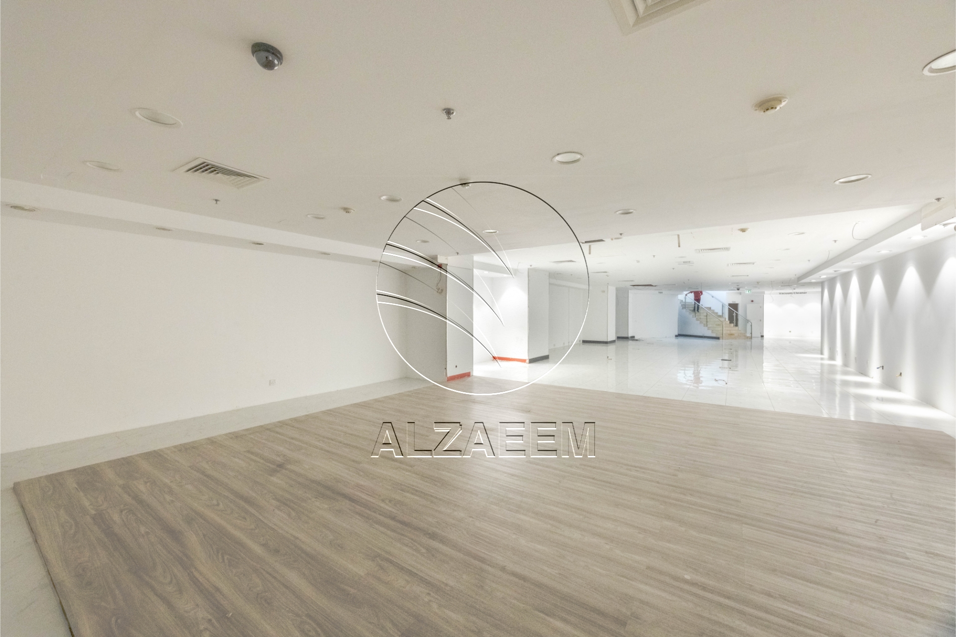 √SHOWROOM | Ideal Space for Retail Business√