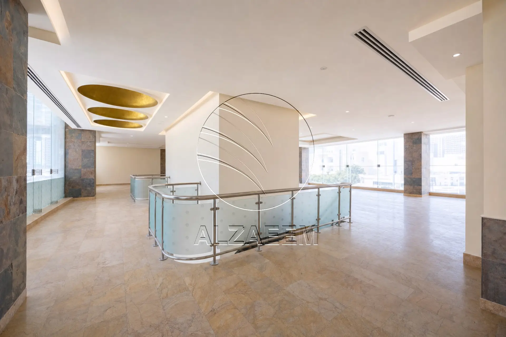 √ VACANT SHOW ROOM | 3 Floors | Up to 4 Payments √