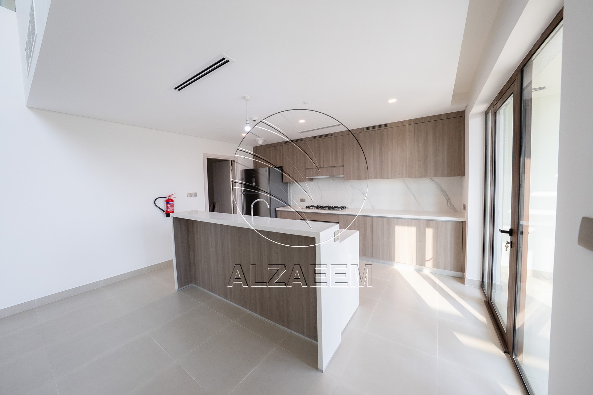 √ RARE 2BR+M Duplex | Direct Golf Course View √