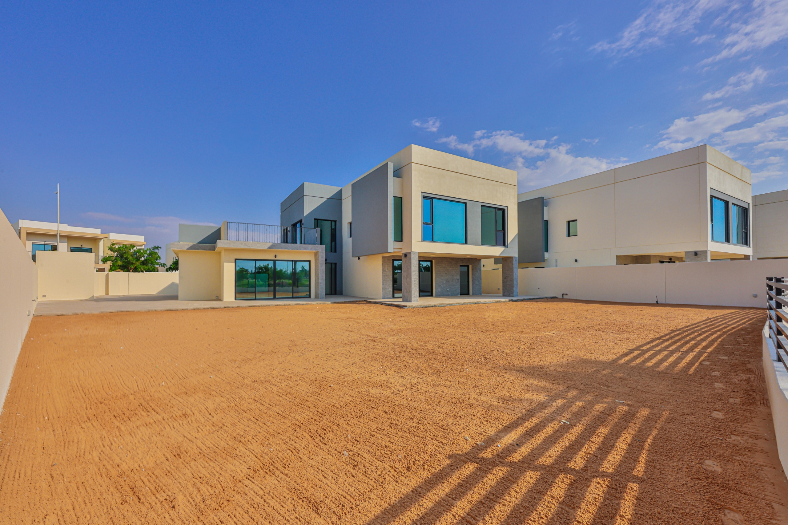 √Biggest Plot in the Project! Full Golf Course View√