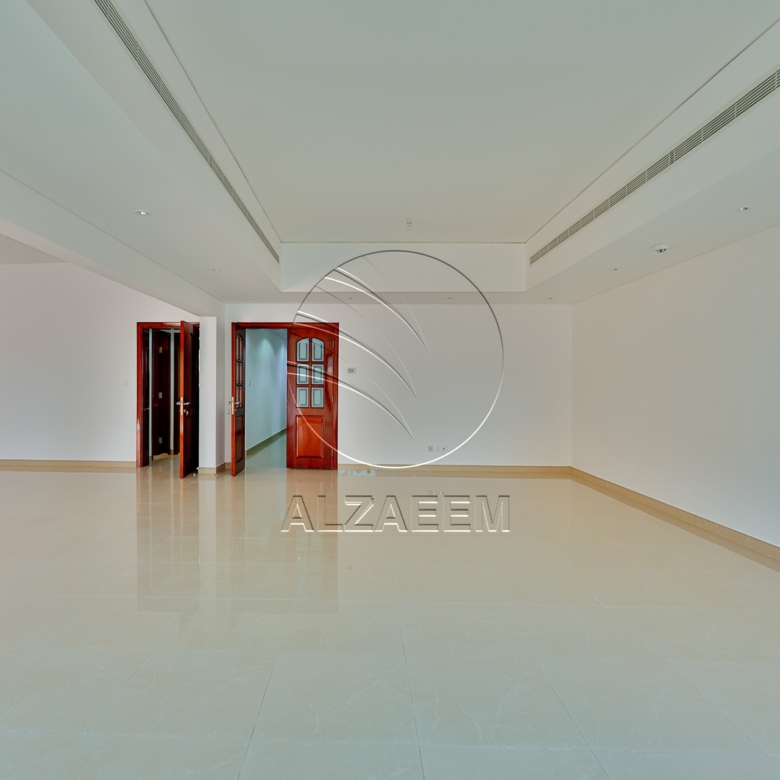 √ Big Terrace | 4BR Large Type | Upcoming √