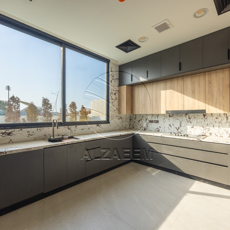 √Private Pool | High Ceiling | 654 SQM PLOT√
