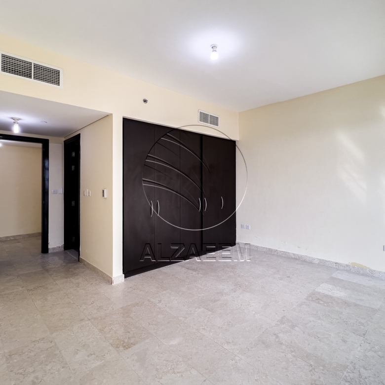 √Higher Floor | Sea View | Rented with Refund √