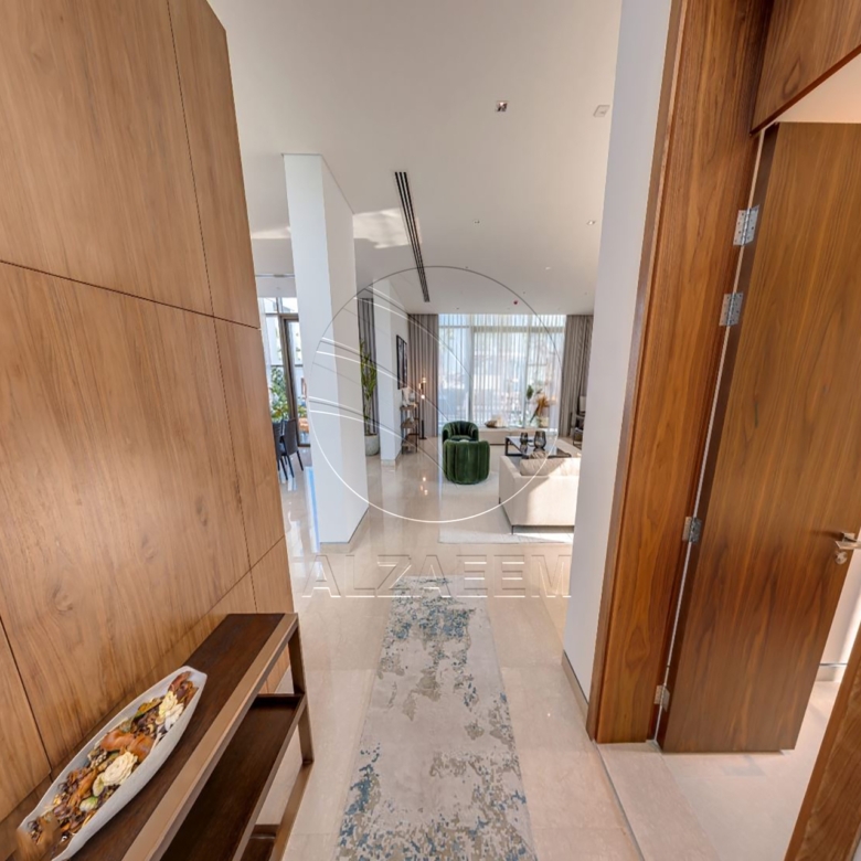 Luxury 5BR Villa- 1279sqm Plot | Landscaped Garden
