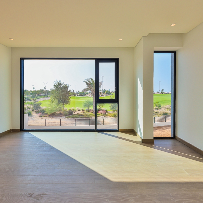 √Biggest Plot in the Project! Full Golf Course View√