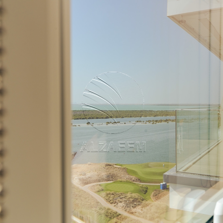 VACANT!High Floor Furnished 2BR+M | Golf+Sea Views