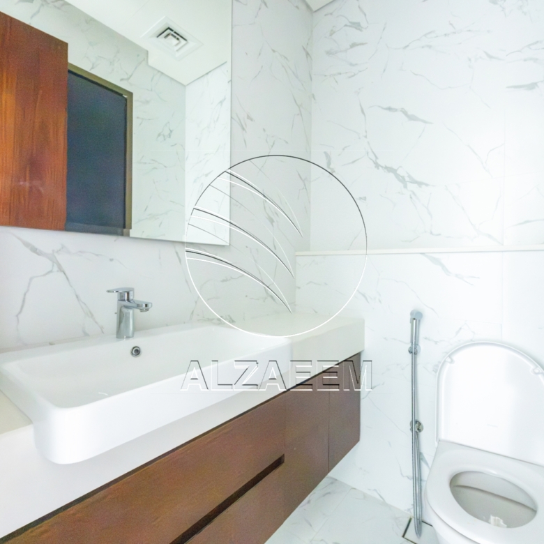 √ UPGRADED with Maid’s Room | Landscaped Garden√