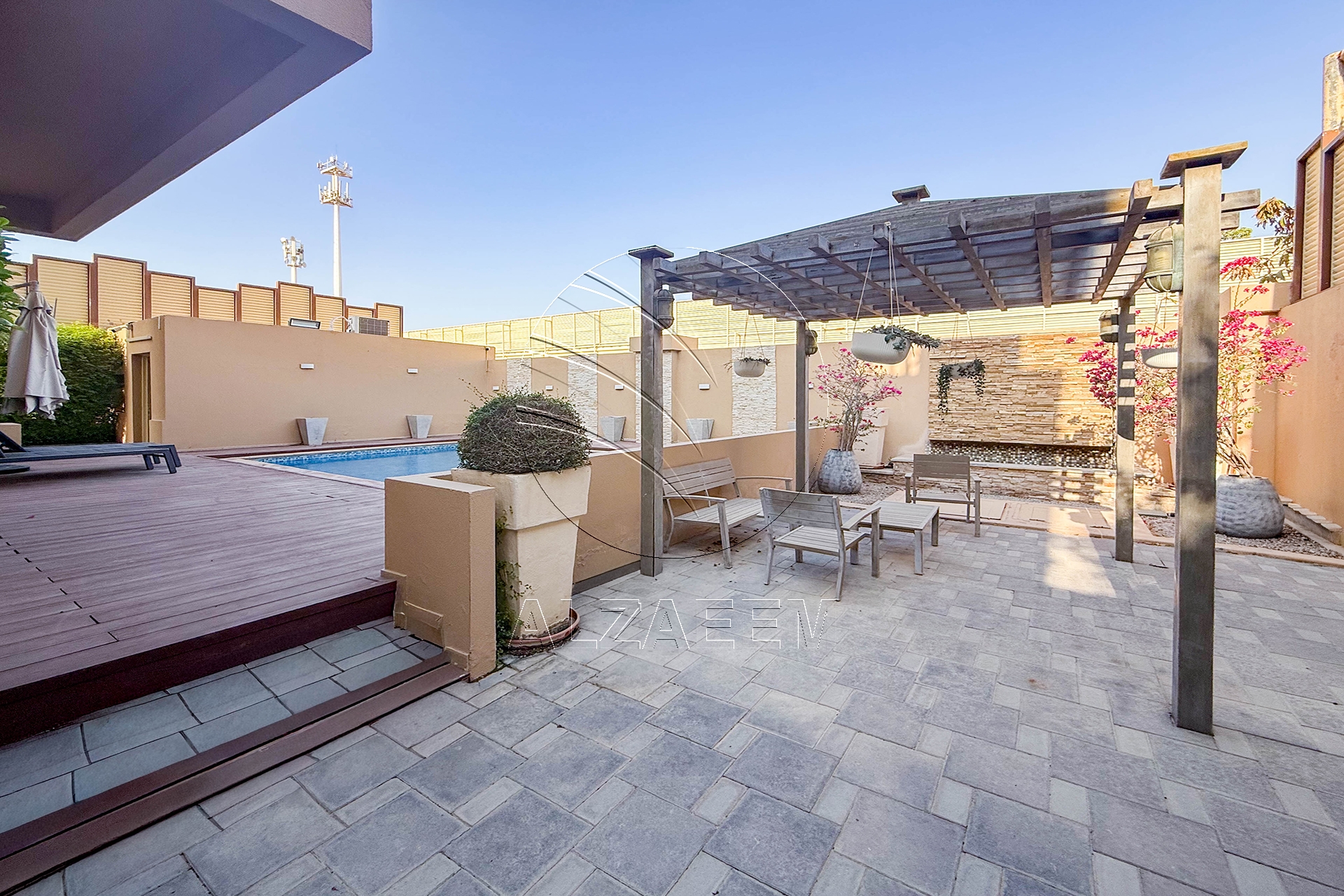 Single Row | Upgraded 5BR Villa | Pool and Garden