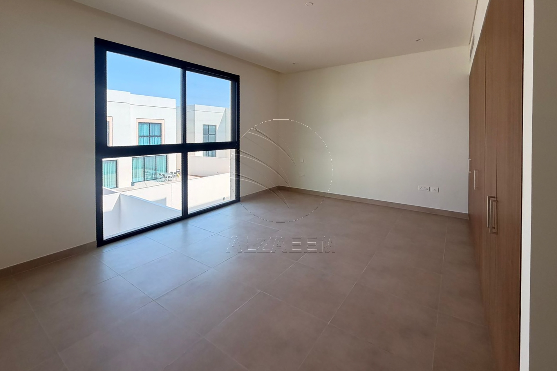 √ Near Community | Type 3Y | Move-in Ready √