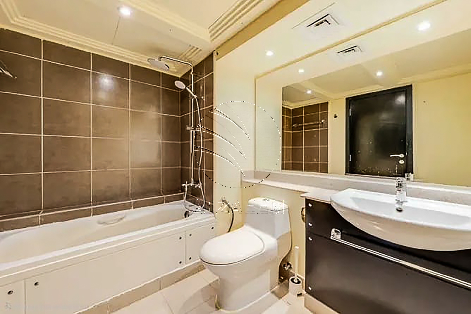√ Single Row Corner | Private Pool | For End Use √