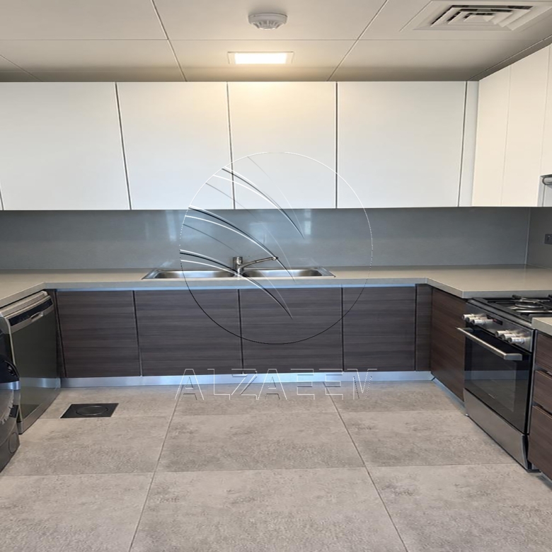 √Full canal view| High Floor | VACANT√