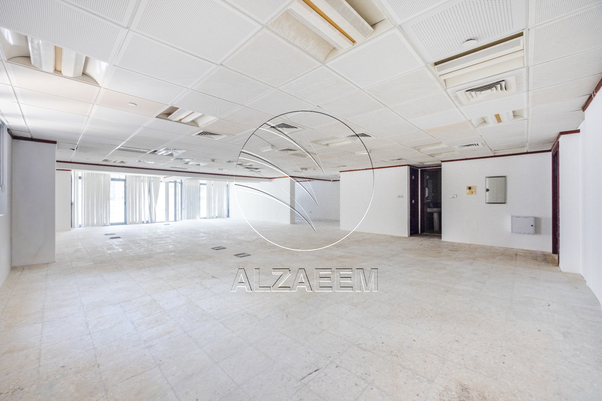 √ Spacious Office Space! 161 SQM| Prime Location √