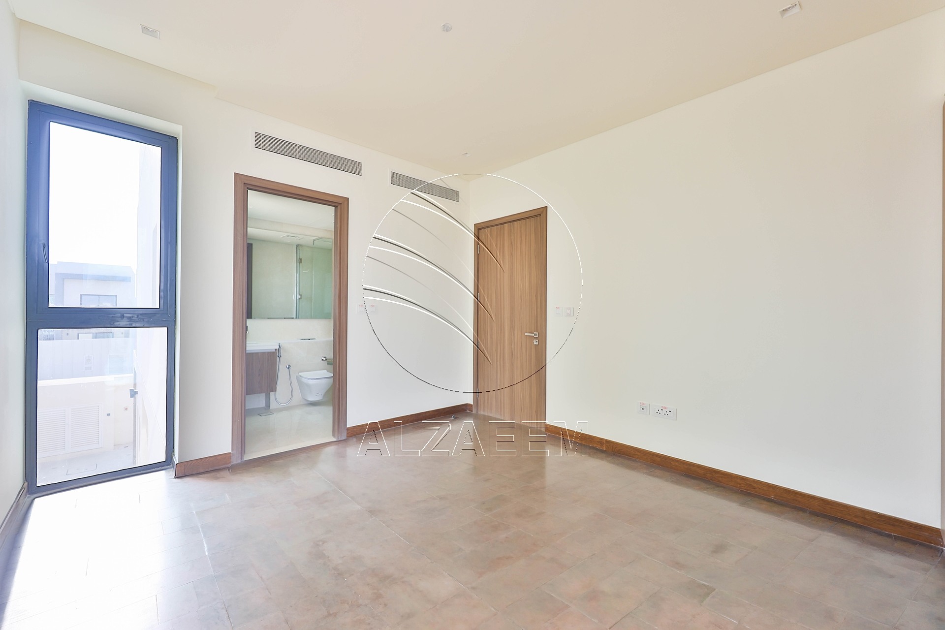 √ Single Row Villa | Golf Course View | VACANT √