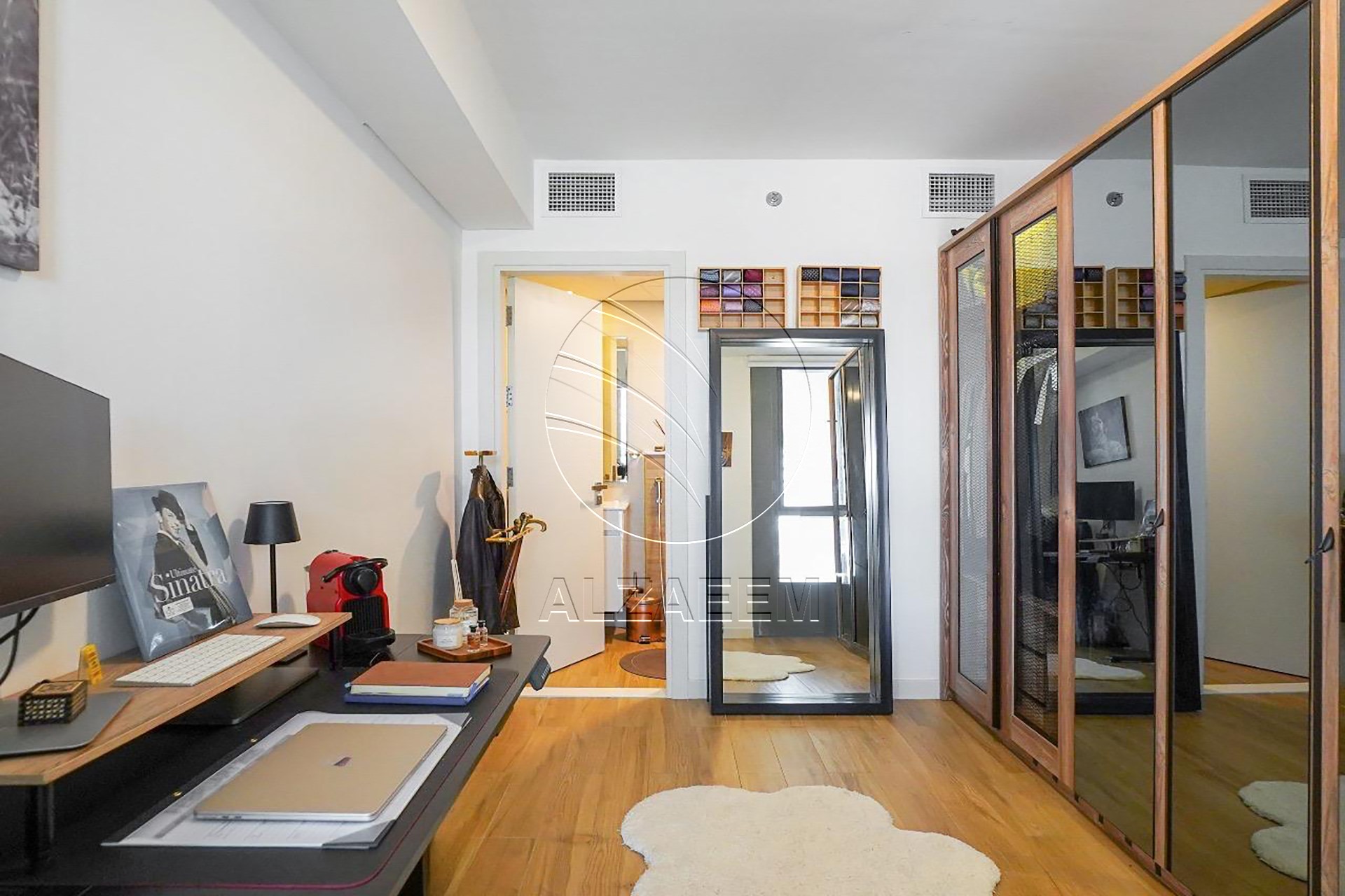 √ Private Jacuzzi | VACANT | Duplex √