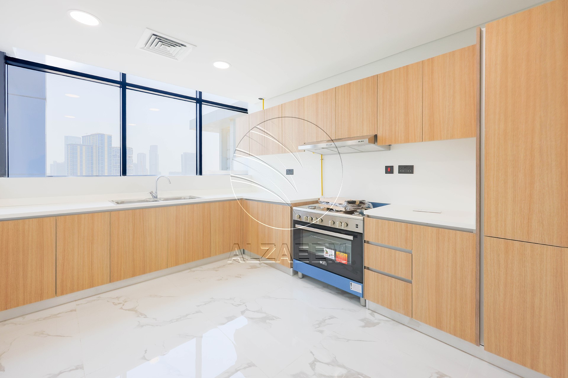 √5BR Penthouse | End Use | Stunning Canal Views√