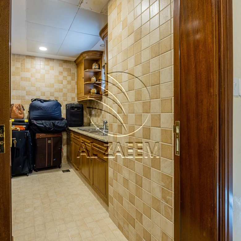 √ Lift | Pool / Gym / Jacuzzi / Sauna / Cinema √