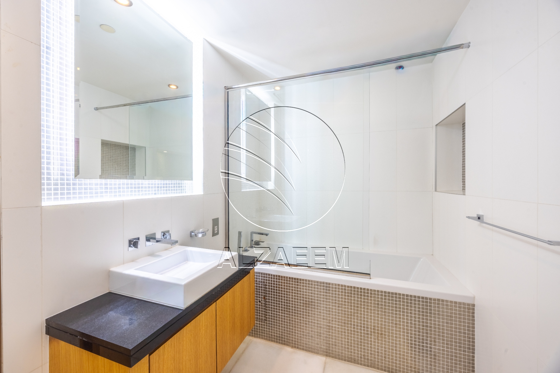 Exclusive! 4BR Penthouse | Full Sea View