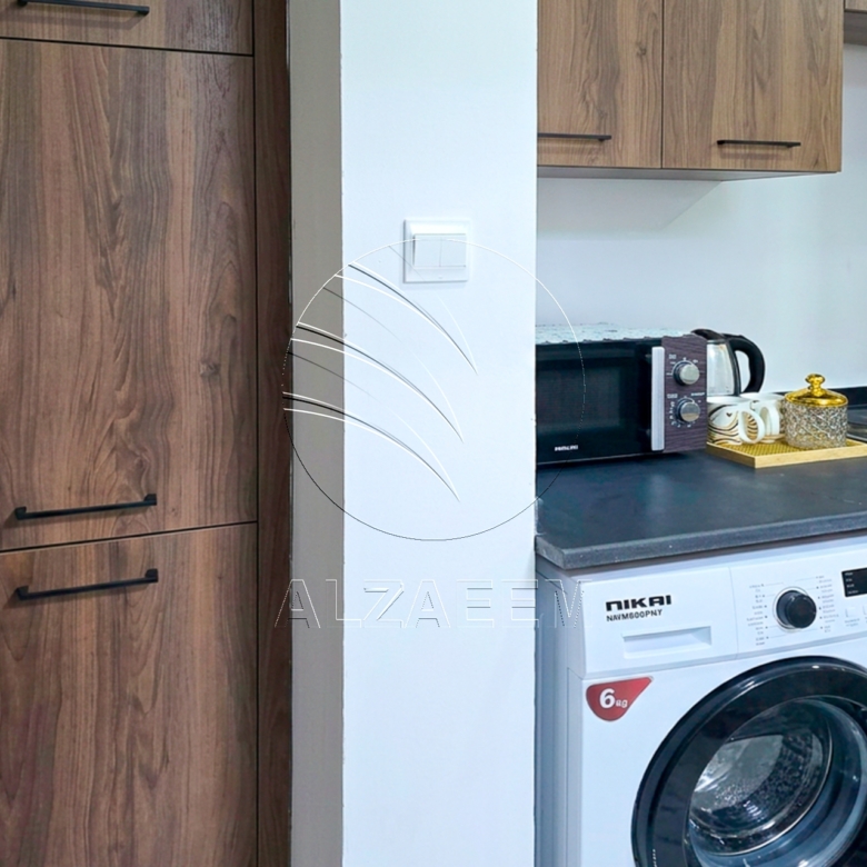 √VACANT | Fully Furnished Studio | Mid Level √