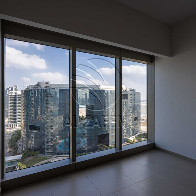 HIGH LEVEL | Semi Furnished | Facing Amenities