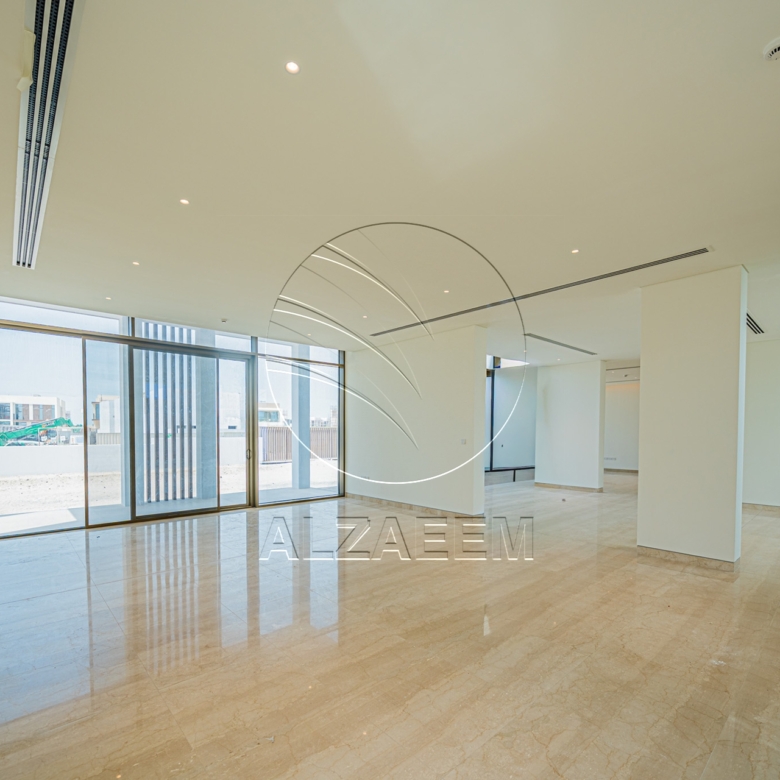 √Corner | Single Row | Big Plot Size | 5BR SELECT√