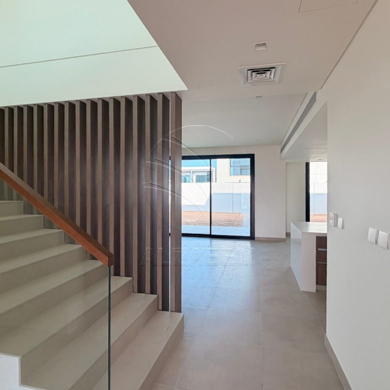 √ Near Community | Type 3Y | Move-in Ready √