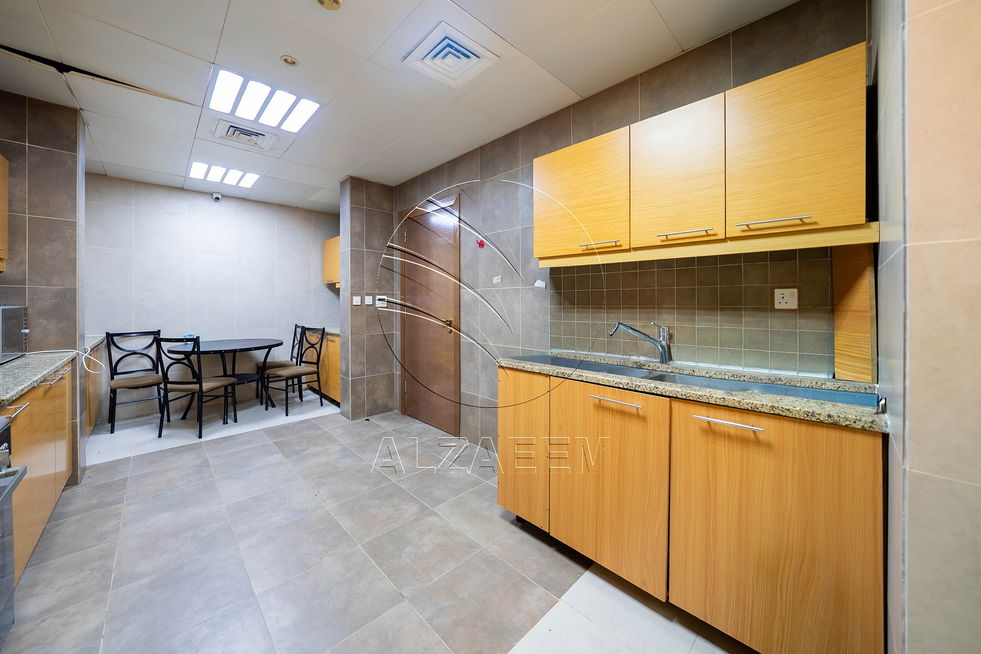 Single Row | Upgraded 5BR Villa | Pool and Garden