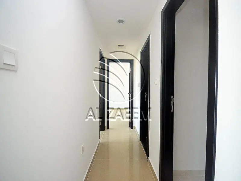 Nice Layout! Spacious 1BR+Storage | Community View