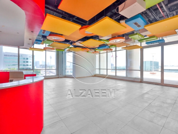 Prime Retail Location | FITTED | High Visibility