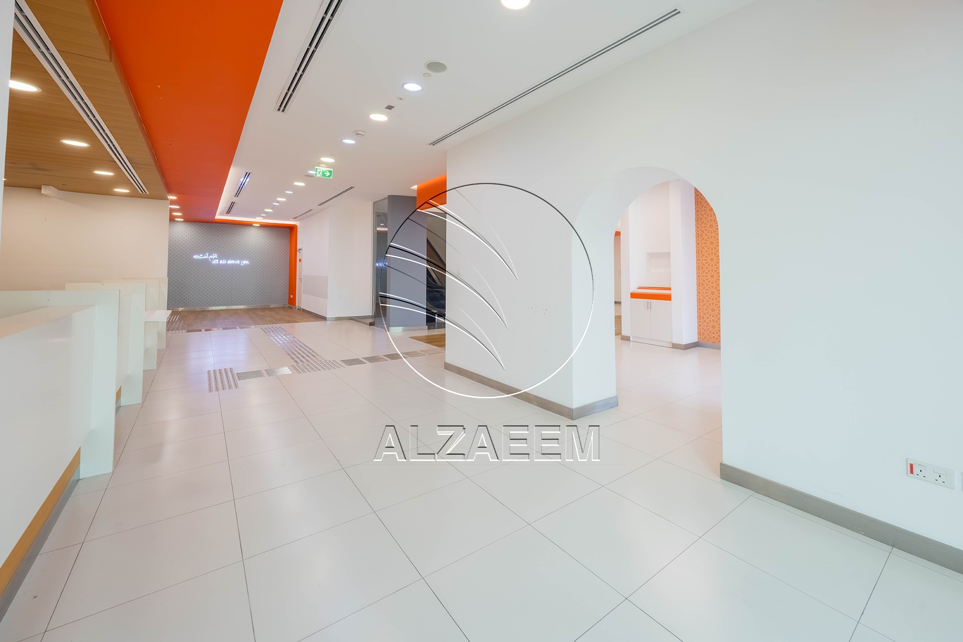 √ Fitted – Spacious Showroom| Ideal Business Location √