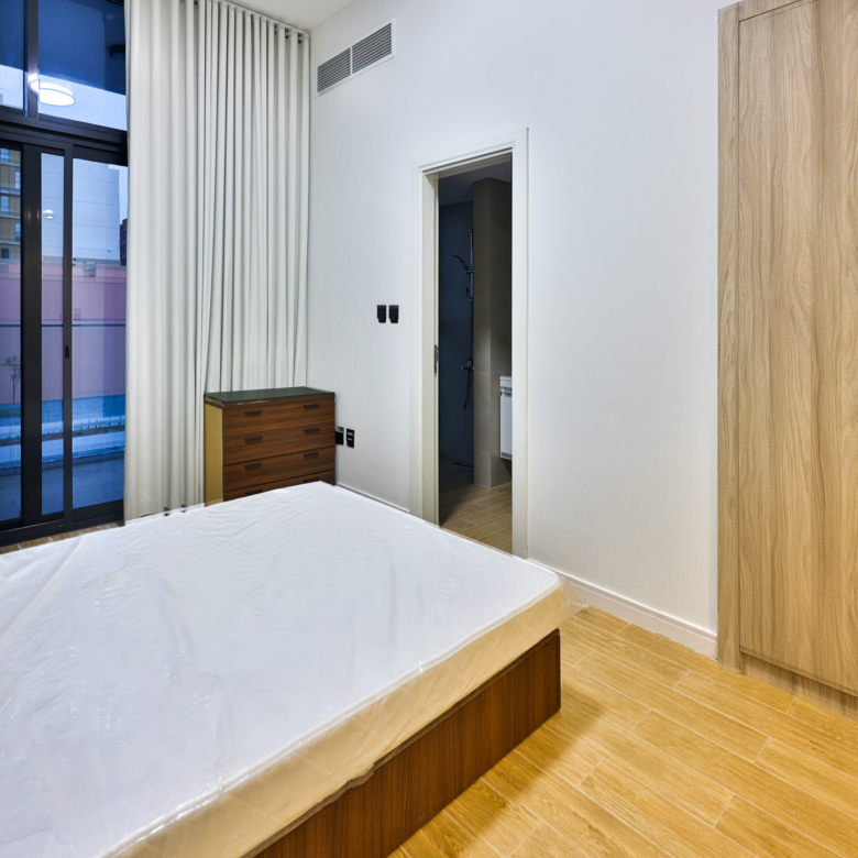 Furnished | 3BR TH | Big Layout | Vacant