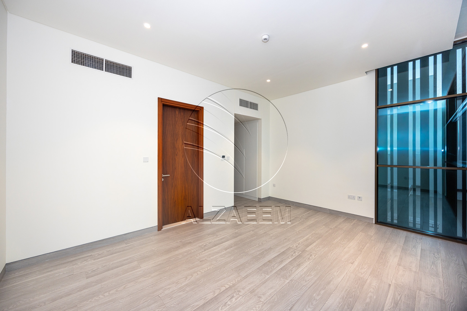 √Standard SR TH -Modified | Extended Living Room√