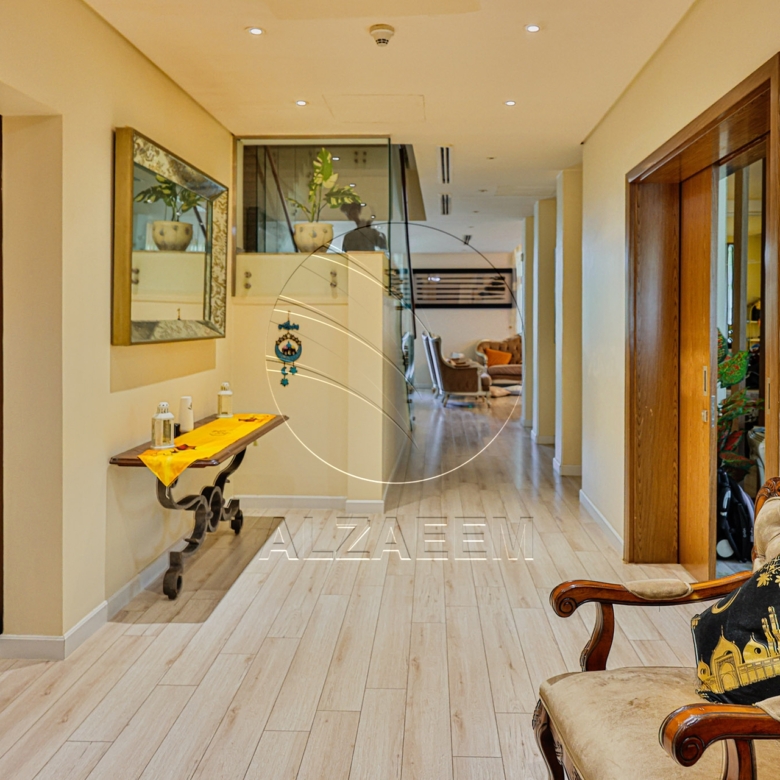 √VIP Upgraded Villa | Corner Single Row | Jacuzzi√