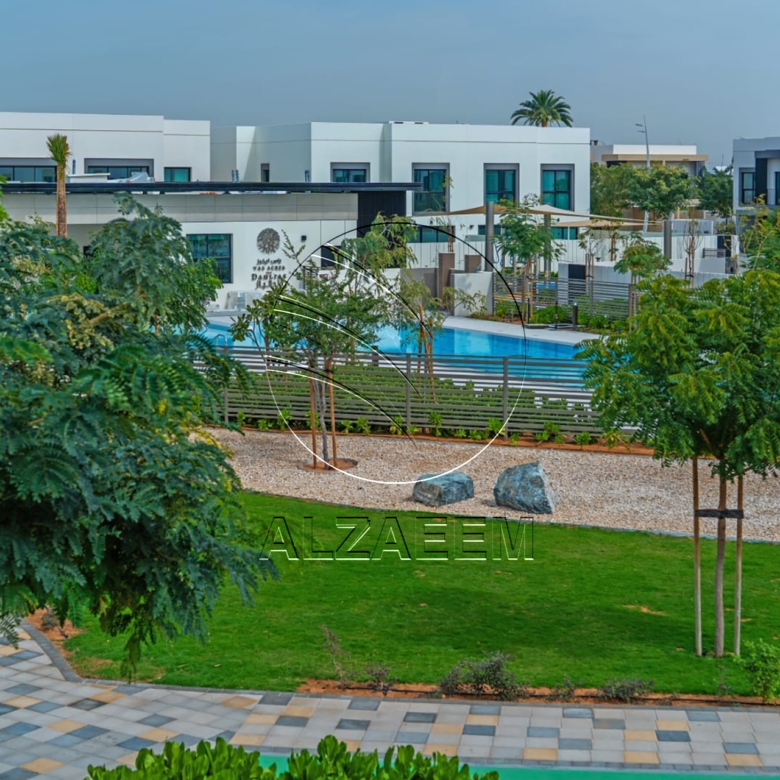 Single Row Corner | Facing Golf Course | Pool View