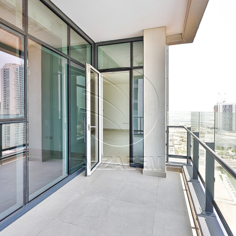 Vacant CORNER 3BR+Maid | Sea View | Higher Level