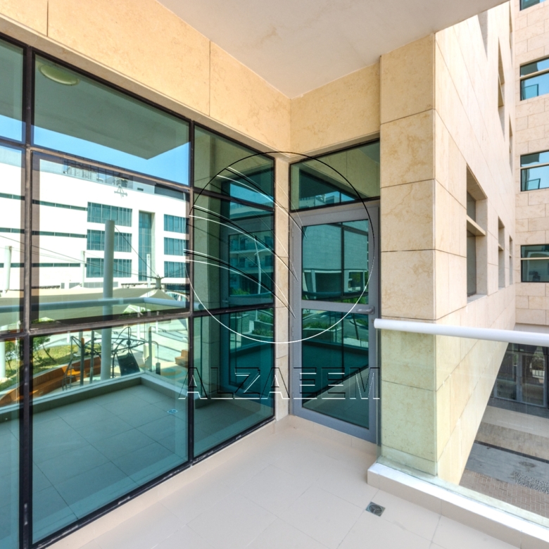 Move-in Ready | Underground Parking | FREE Chiller