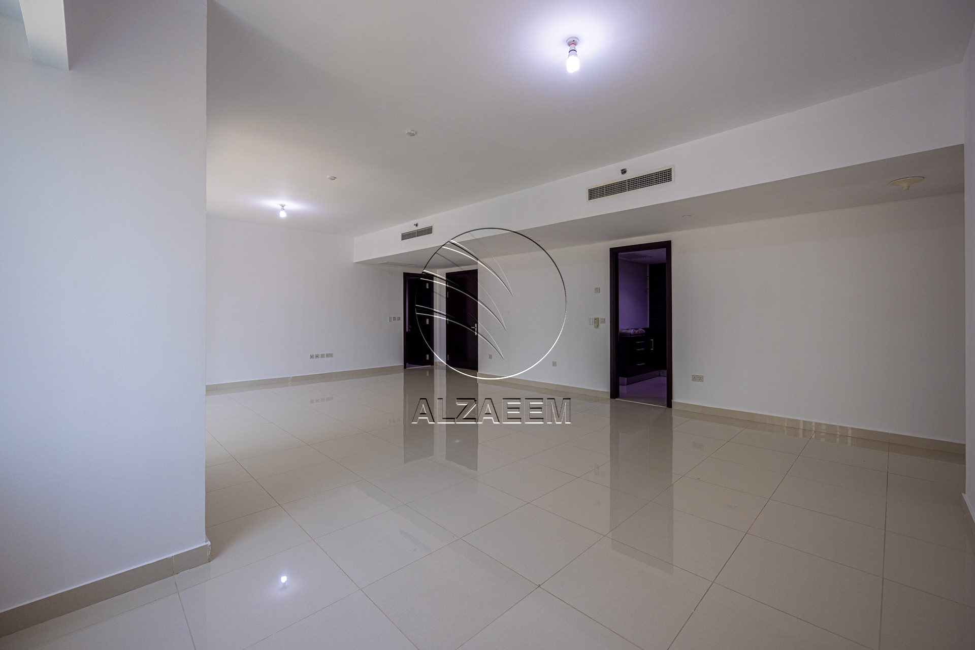 VACANT and Spacious Unit with Marina Views