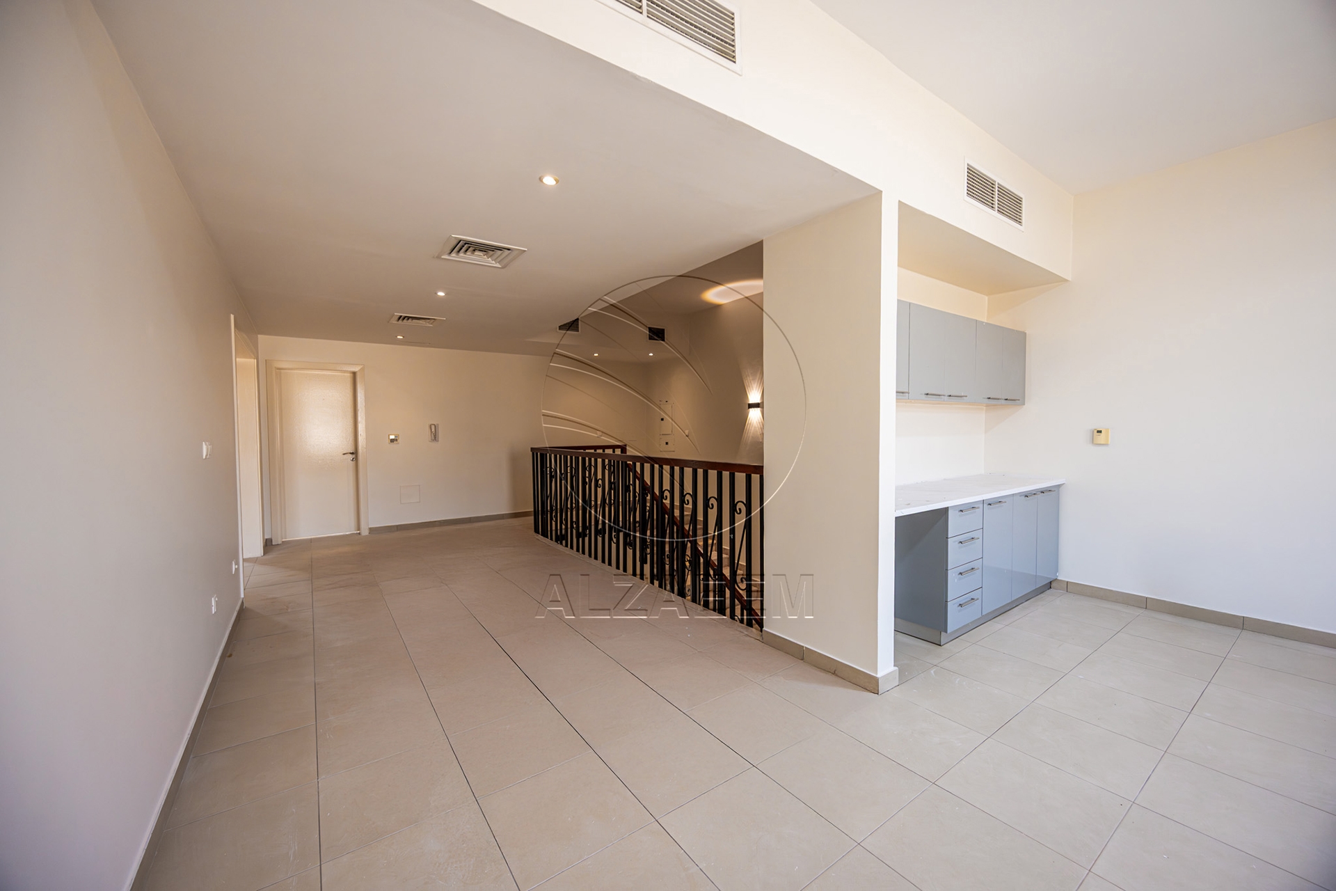 √ Single Row | Upgraded | Move-in Ready √