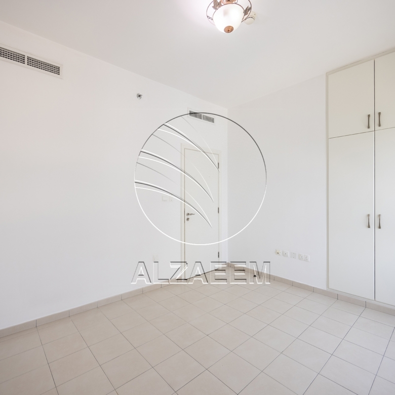 √Hot Deal! VACANT| Higher Floor | Sea View√