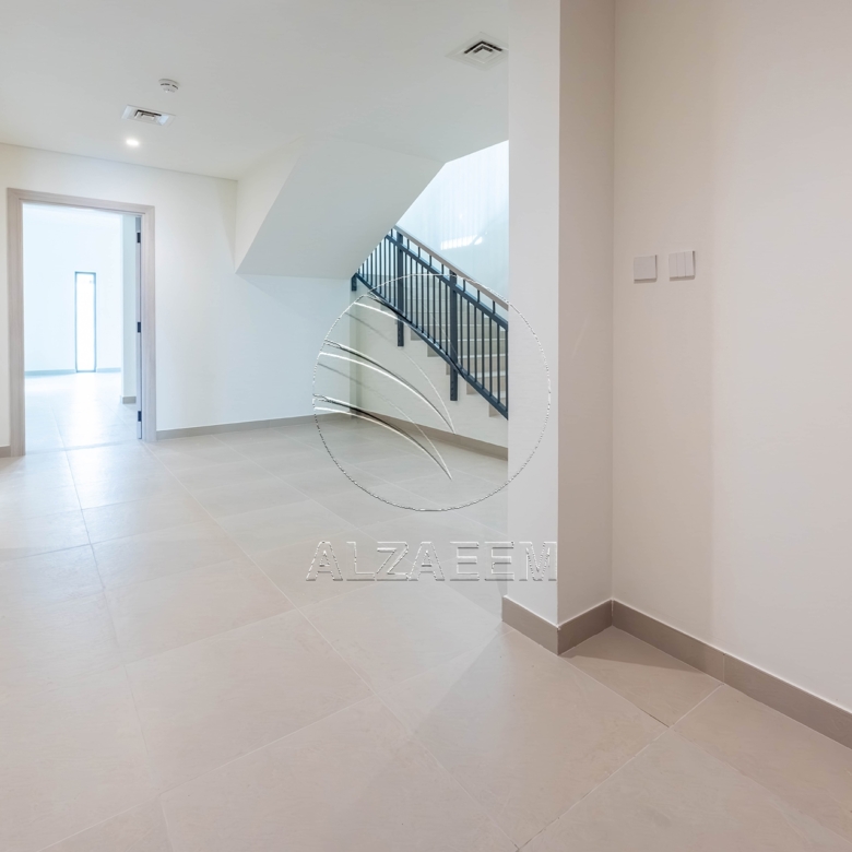 √ HOT! LANDSCAPED ! Prime Location | BIG PLOT √